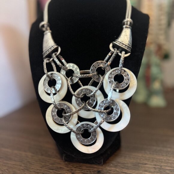 SIMLA STATMENT MINIMAL COLLAR NECKLACE - Picture 6 of 7